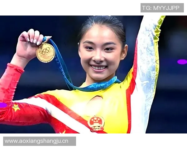 游泳传奇人物的成长轨迹与辉煌成就揭秘